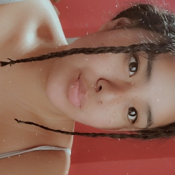 Meet your Posher, Neelya - Picture 2 of 2